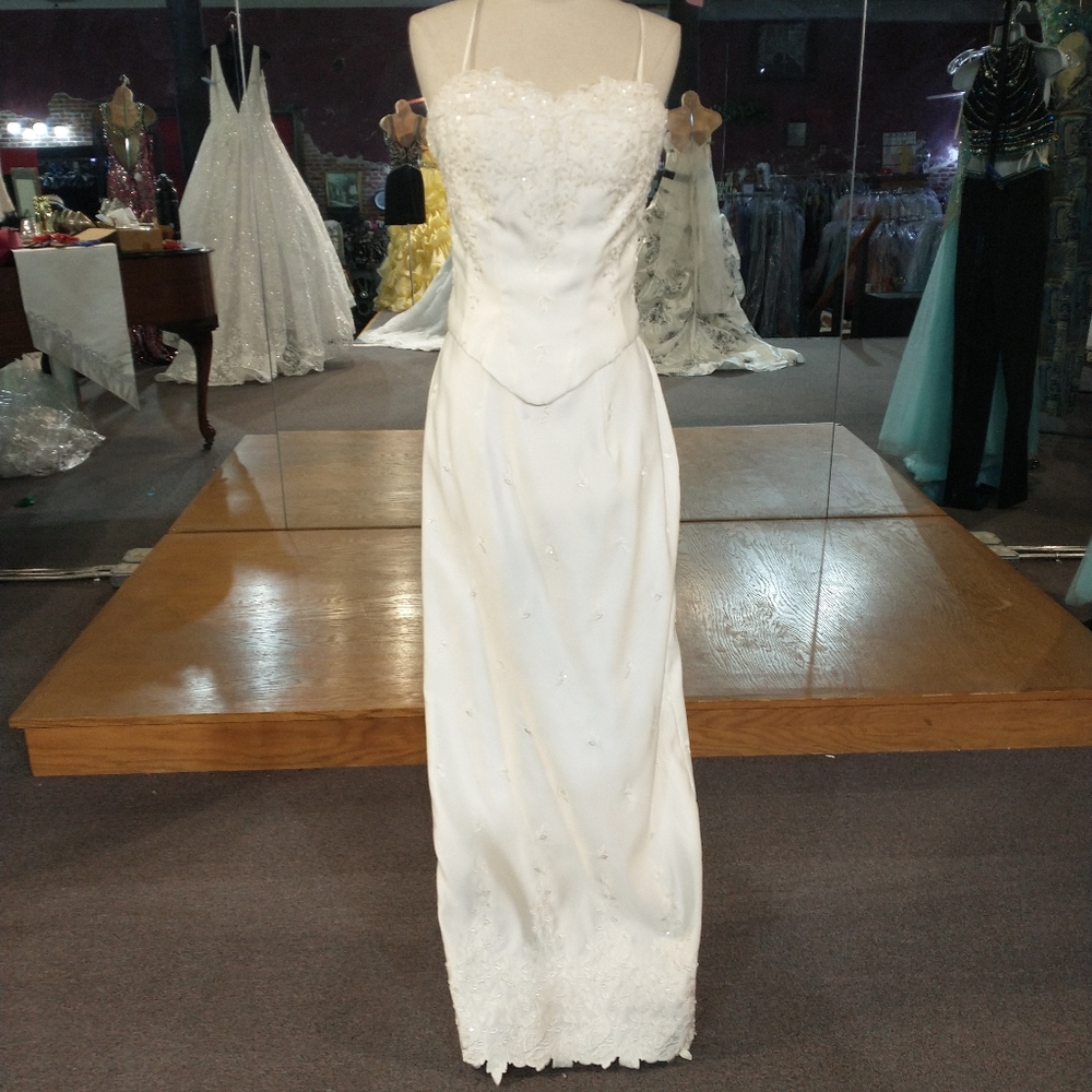 Wedding dress